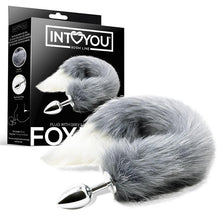 Carica l&#39;immagine nel visualizzatore di Gallery, ANAL PLUG WITH GREY AND WHITE FOXY TAIL
