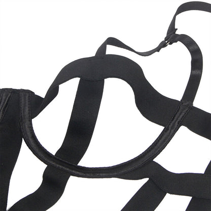 BODY STRINGATO CON APERTURA