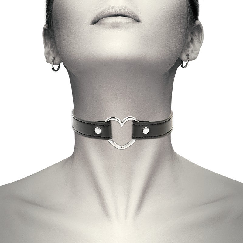CHOKER ARTIGIANALE IN PELLE VEGAN